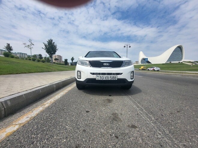 Kia Sorento-1