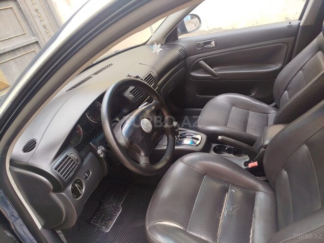 Volkswagen Passat 2004, 304,000 km - 1.8 л - Bakı