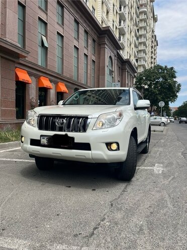 Toyota Land Cruiser Prado-1