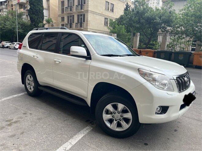 Toyota Land Cruiser Prado-5