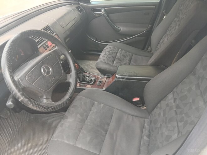 Mercedes C 220 d 1999, 411,601 km - 2.2 l - Bakı