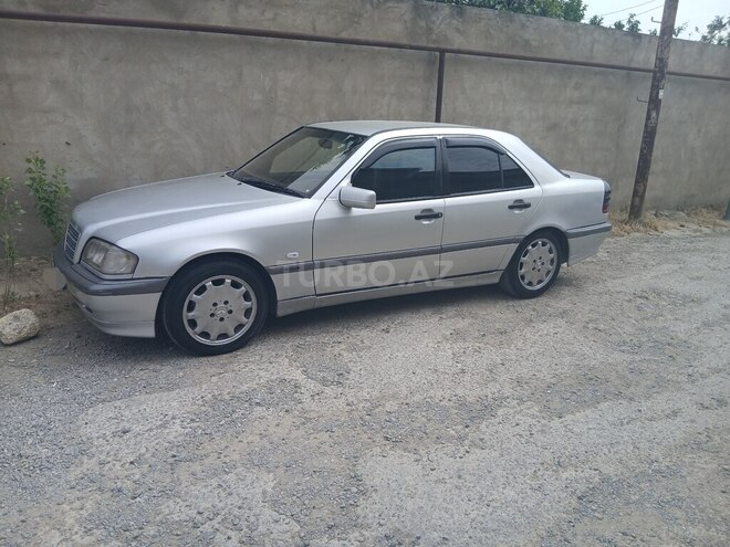 Mercedes C 220 d 1999, 411,601 km - 2.2 l - Bakı