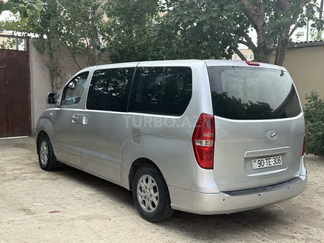 Hyundai H-1 2008, 400,000 km - 2.5 l - Bakı