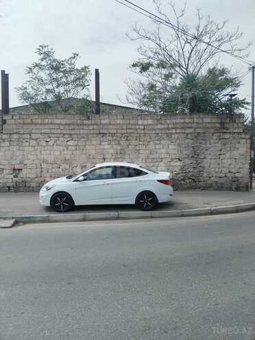 Hyundai Accent 2013, 215,000 km - 1.6 l - Bakı