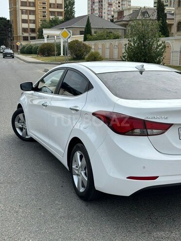 Hyundai Avante 2015, 186,000 km - 1.6 l - Bakı