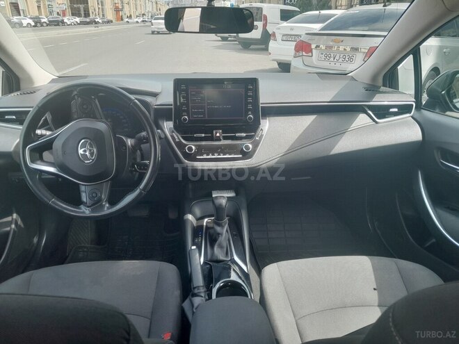 Toyota Corolla 2021, 137,000 km - 1.6 л - Bakı