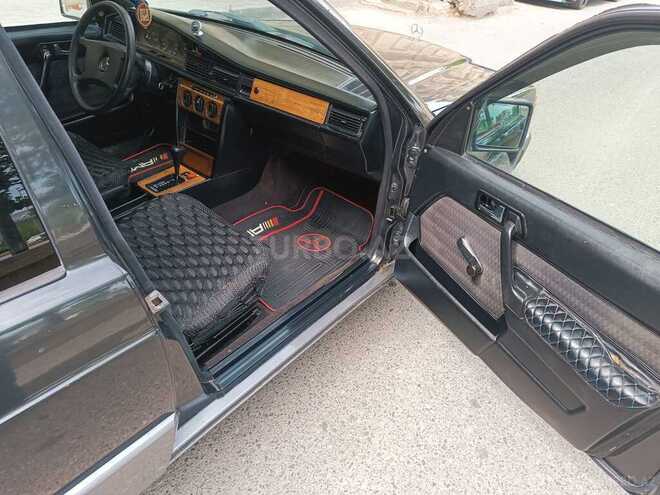 Mercedes 190 1992, 312,586 km - 2.0 л - Bakı