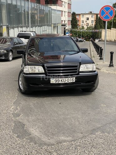 Mercedes C 240 1999, 121,210 km - 2.4 l - Bakı