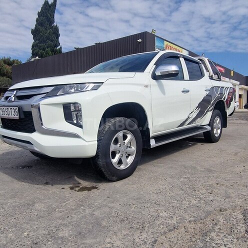 Mitsubishi L200 2022, 16,500 km - 2.4 l - Bakı