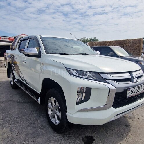 Mitsubishi L200 2022, 16,500 km - 2.4 l - Bakı