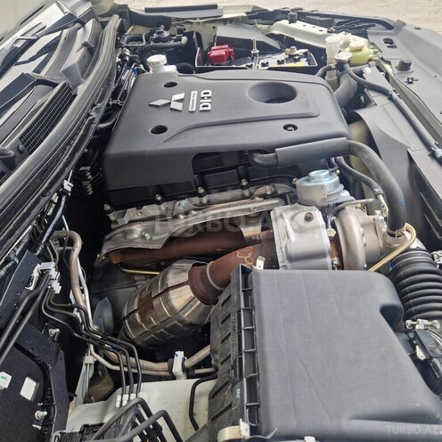 Mitsubishi L200 2022, 16,500 km - 2.4 l - Bakı