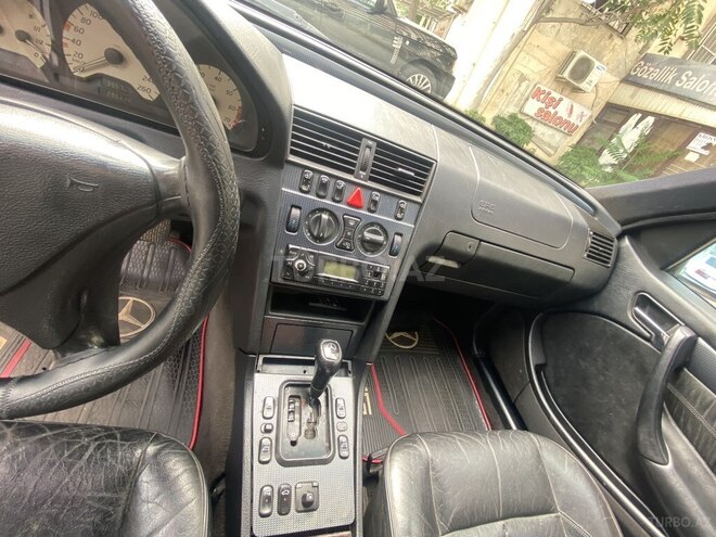 Mercedes C 240 1999, 121,210 km - 2.4 l - Bakı
