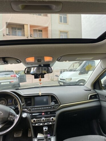 Hyundai Elantra 2020, 107,000 km - 2.0 l - Bakı