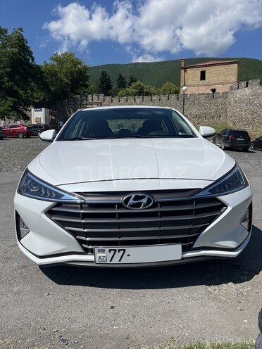 Hyundai Elantra 2019, 39,429 km - 2.0 л - Şəki