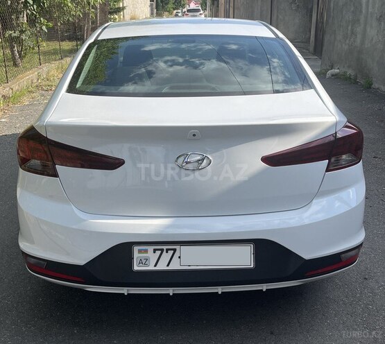 Hyundai Elantra 2019, 39,429 km - 2.0 л - Şəki