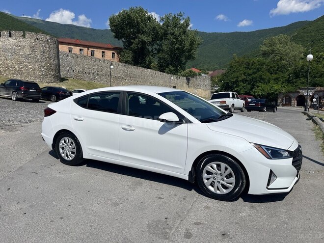 Hyundai Elantra 2019, 39,429 km - 2.0 л - Şəki