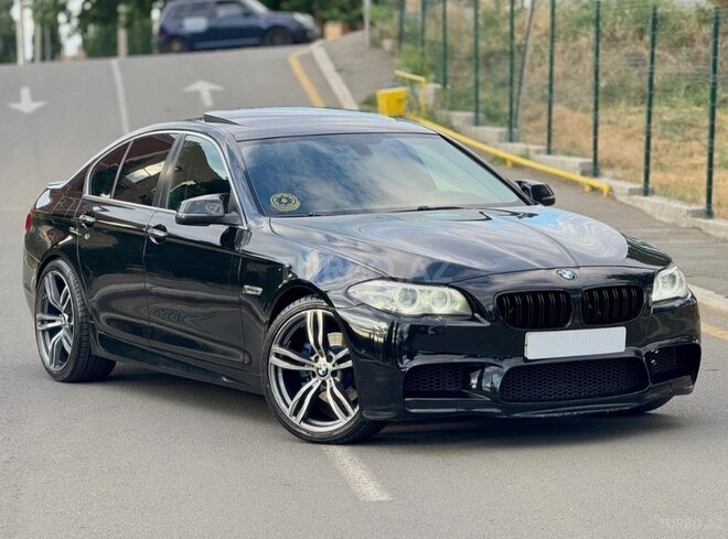BMW 528 2015, 246,000 km - 2.0 l - Gəncə
