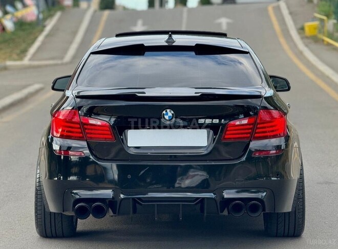 BMW 528 2015, 246,000 km - 2.0 l - Gəncə