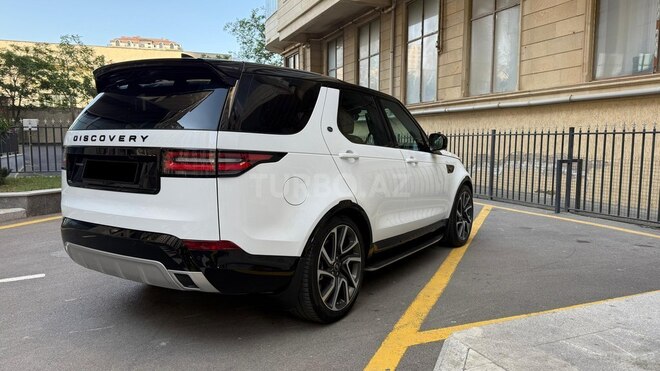 Land Rover Discovery-5