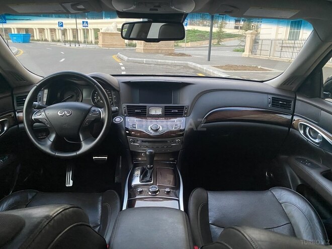 Infiniti Q70 2016, 103,000 km - 3.7 l - Bakı