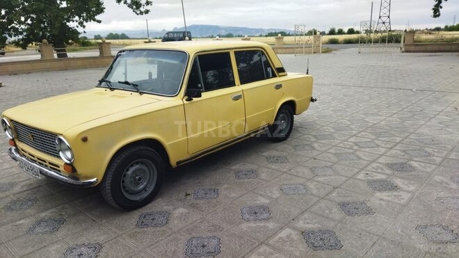 LADA (VAZ) 21011 1981, 82,831 km - 1.5 l - Qazax