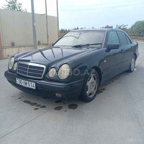 Mercedes E 220 d 1998, 213,546 km - 2.2 л - Bakı