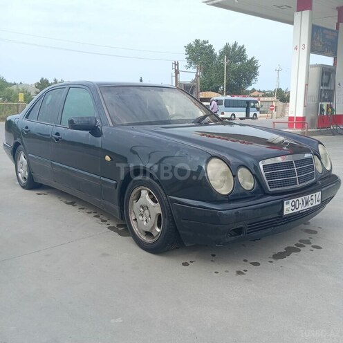 Mercedes E 220 d 1998, 213,546 km - 2.2 л - Bakı