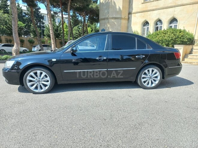Hyundai Sonata-2