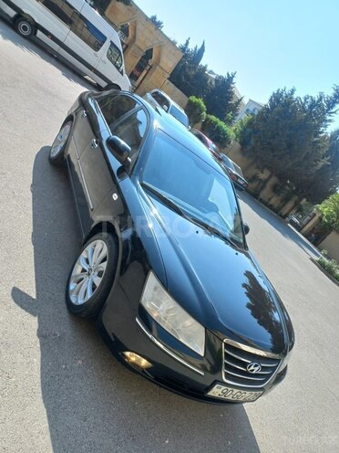 Hyundai Sonata-15