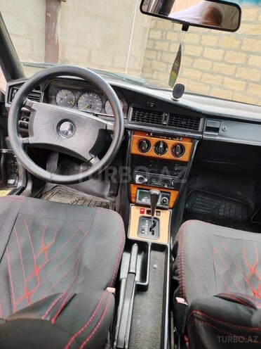 Mercedes 190 1990, 288,101 km - 2.0 l - Şamaxı