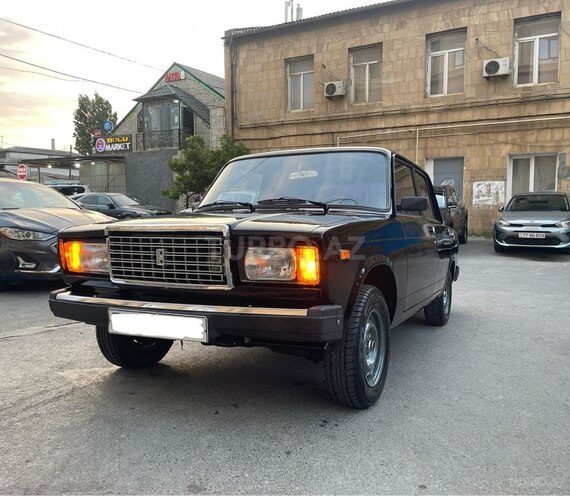 LADA (VAZ) 2107-4