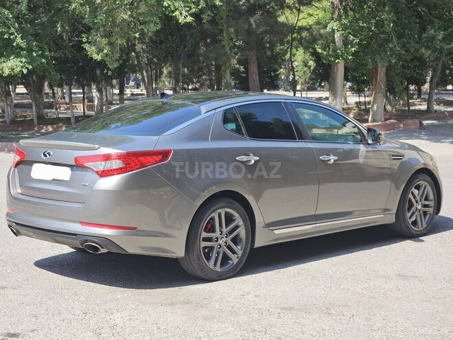 Kia Optima-6