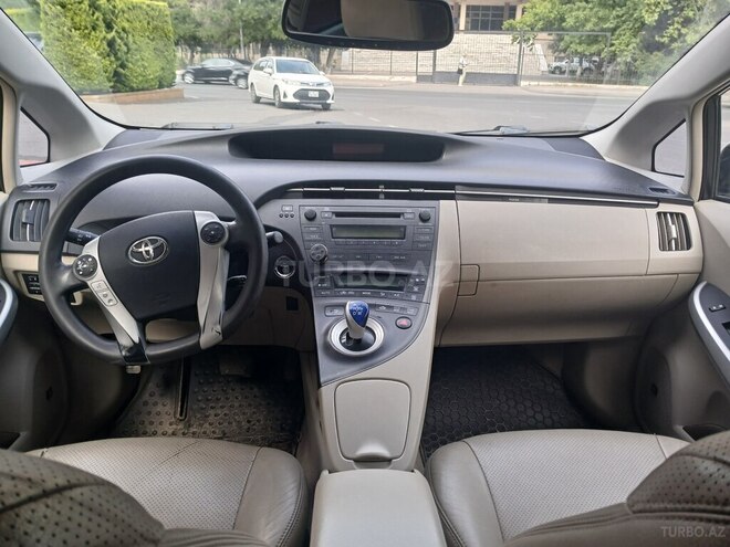 Toyota Prius 2011, 370,000 km - 1.8 l - Bakı