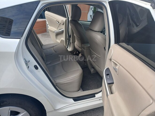 Toyota Prius 2011, 370,000 km - 1.8 l - Bakı