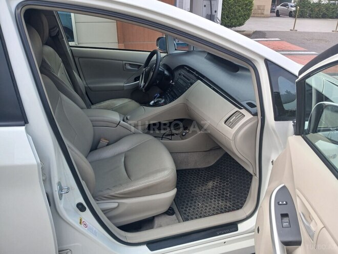 Toyota Prius 2011, 370,000 km - 1.8 l - Bakı