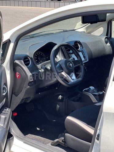 Nissan Note-10