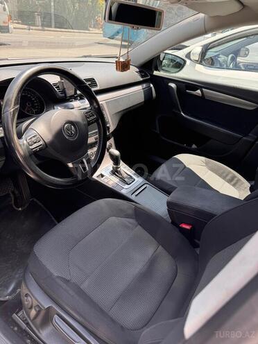 Volkswagen Passat 2014, 161,786 km - 1.8 l - Bakı