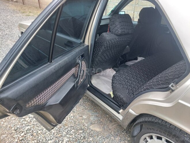 Mercedes 190 1990, 157,486 km - 2.0 л - Bərdə