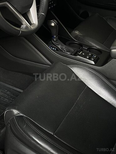 Hyundai Tucson-8