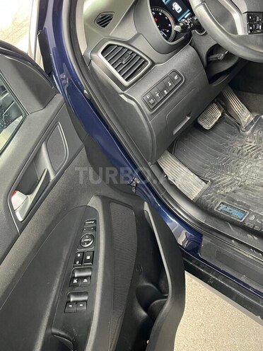 Hyundai Tucson-11