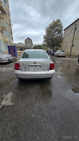 Volkswagen Passat 1999, 220,000 km - 1.8 l - Bakı