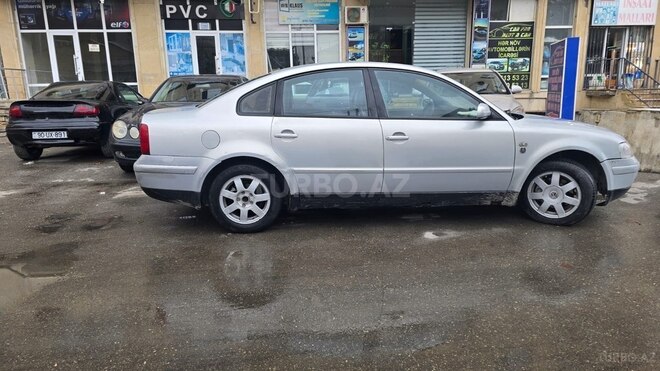 Volkswagen Passat 1999, 220,000 km - 1.8 l - Bakı