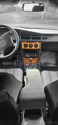 Mercedes 190 1992, 451,197 km - 2.0 л - Bakı