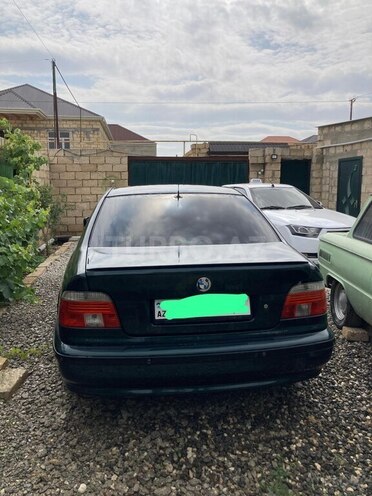 BMW 528 2000, 245,000 km - 2.8 л - Sumqayıt