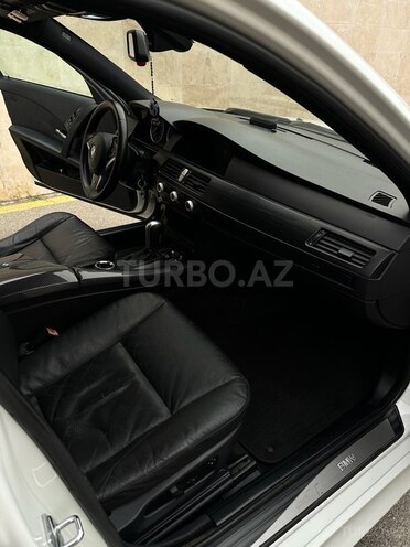 BMW 525 2004, 313,000 km - 2.5 л - Bakı