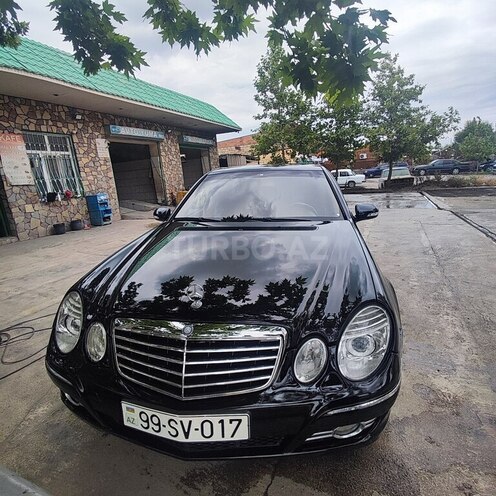 Mercedes E 500 2002, 389,000 km - 5.0 l - Yevlax