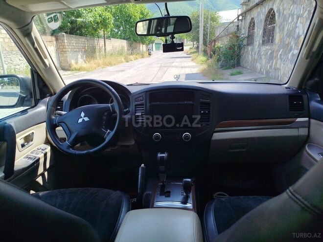 Mitsubishi Pajero 2007, 238,539 km - 3.0 l - Şəki