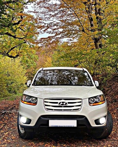 Hyundai Santa Fe 2010, 205,000 km - 2.0 л - Quba