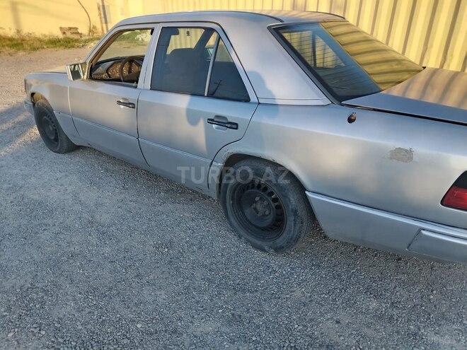 Mercedes E 200 d 1992, 145,000 km - 2.0 л - Bakı