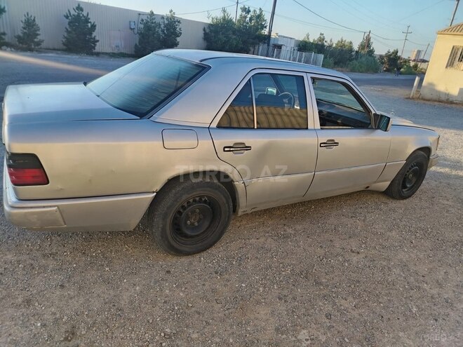 Mercedes E 200 d 1992, 145,000 km - 2.0 л - Bakı